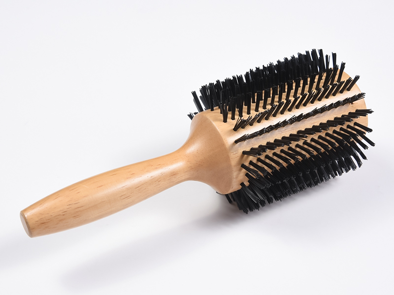 Berus Rambut Penggayaan Buluh Kayu Bulat