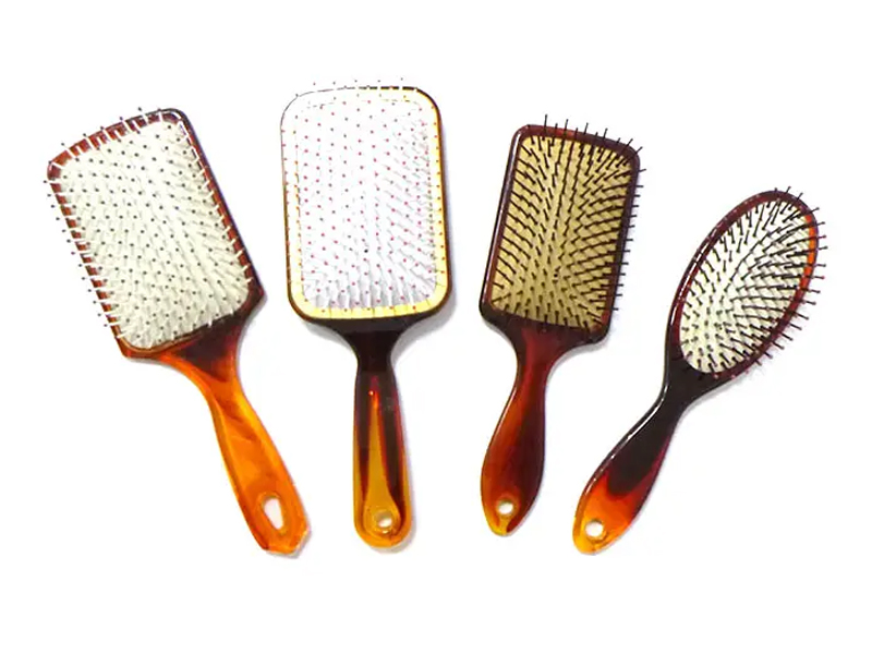 Berus Rambut Penyahkusut Amber