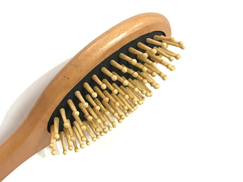 Berus Rambut Urutan Kayu Kayuh Bayi