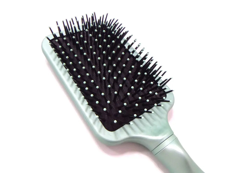 Pelurus Berus Rambut Tiup Kering