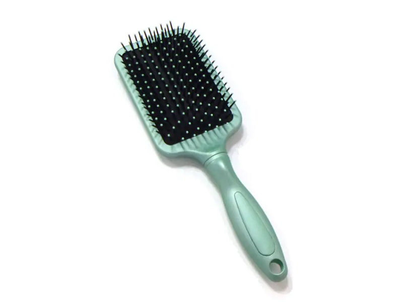 Pelurus Berus Rambut Tiup Kering