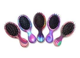 Apakah Berus Detangling? Kenapa, Bagaimana & Jenis Yang Harus Dipilih untuk Rambut Lebih Sihat