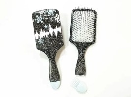 Adakah bahan set berus rambut akan menjejaskan pengalaman pengguna?